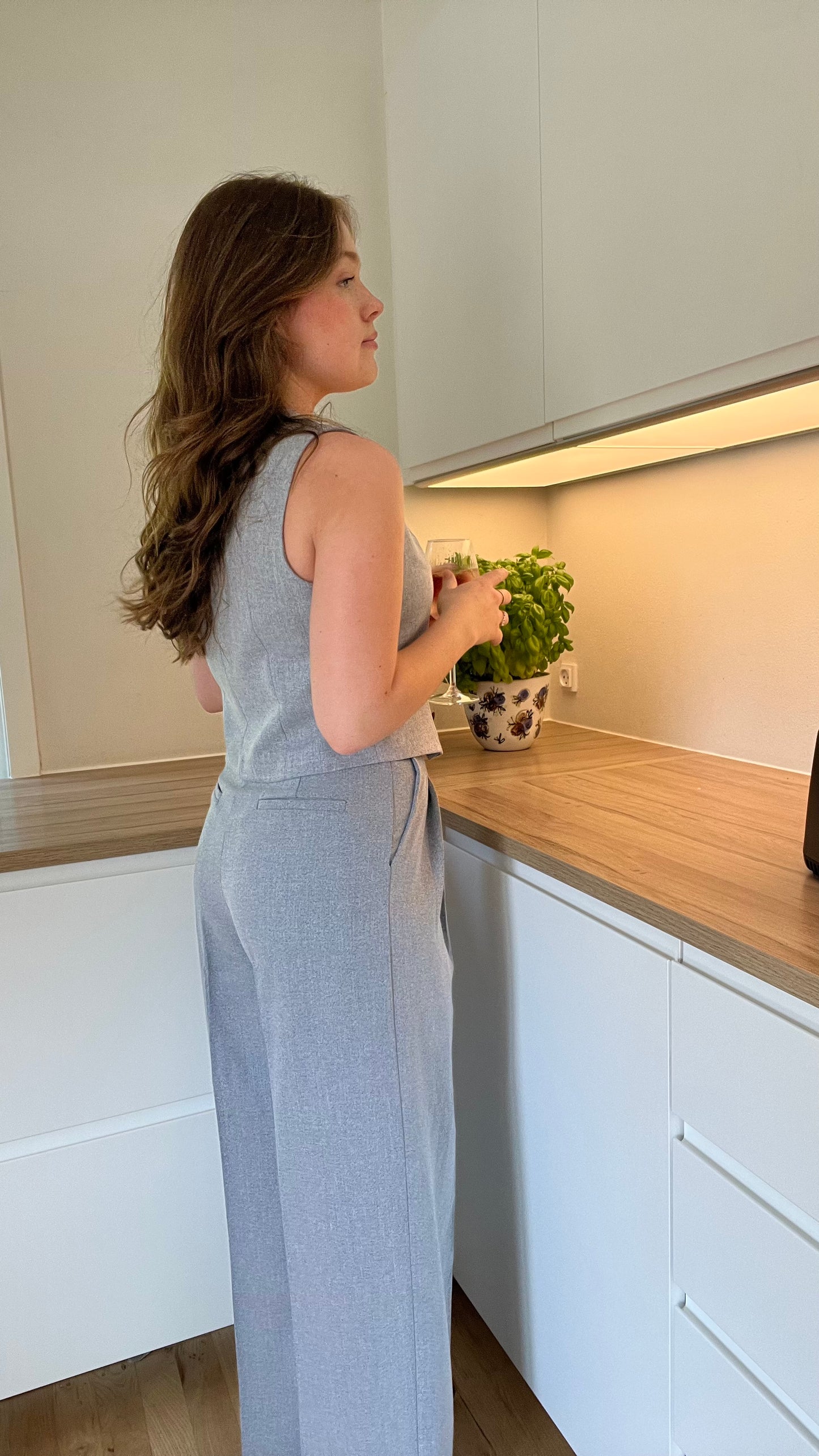 Ellen Johanne Vest - Lyseblå