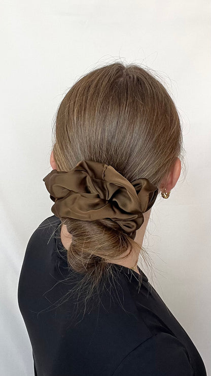 Satin Scrunchie - Brun