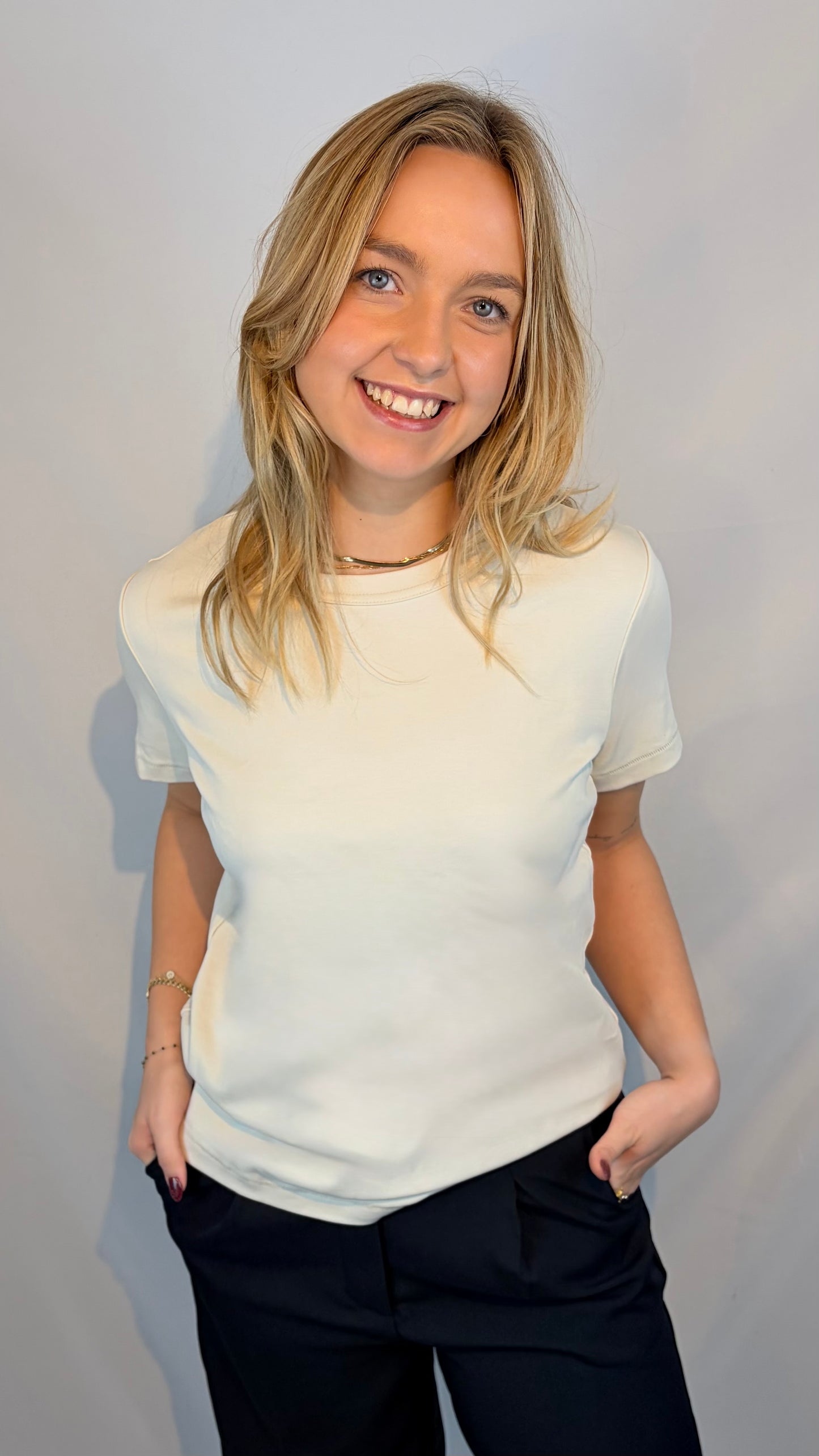 Klassisk T-shirt - Creme