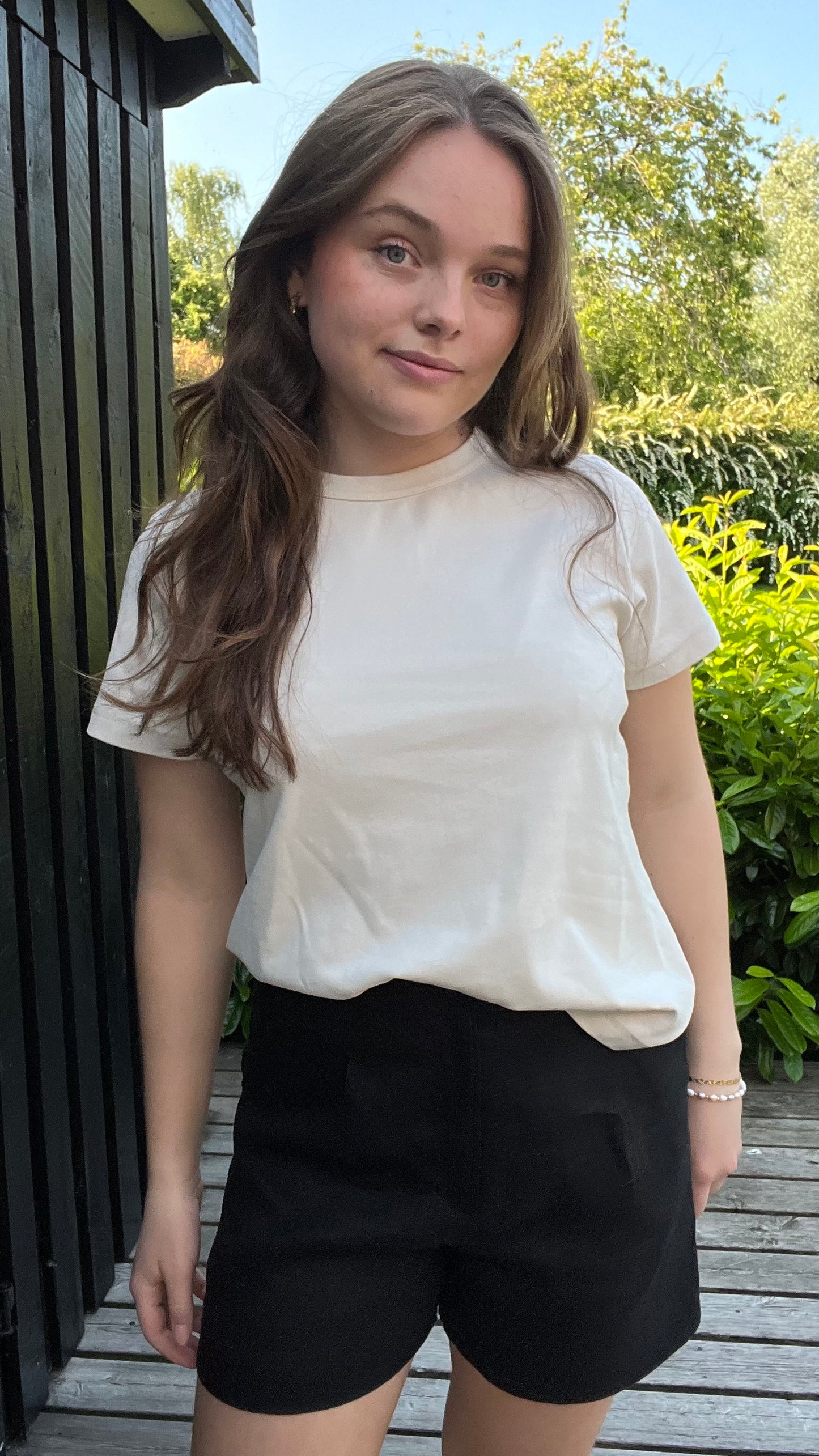 Klassisk T-shirt - Creme