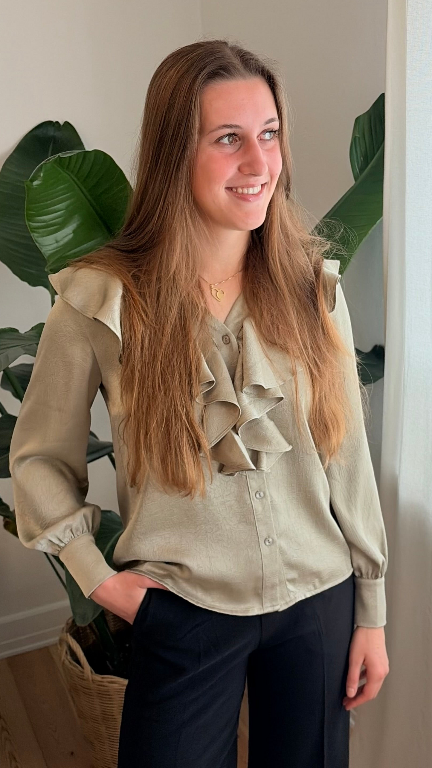 Maria Skjorte - Olivengrøn