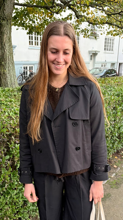 Helle Trench coat - Sort