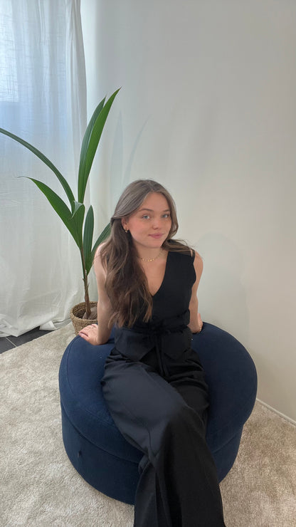 Elisabeth Vest - Sort