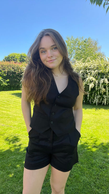 Ingrid Shorts  - Sort