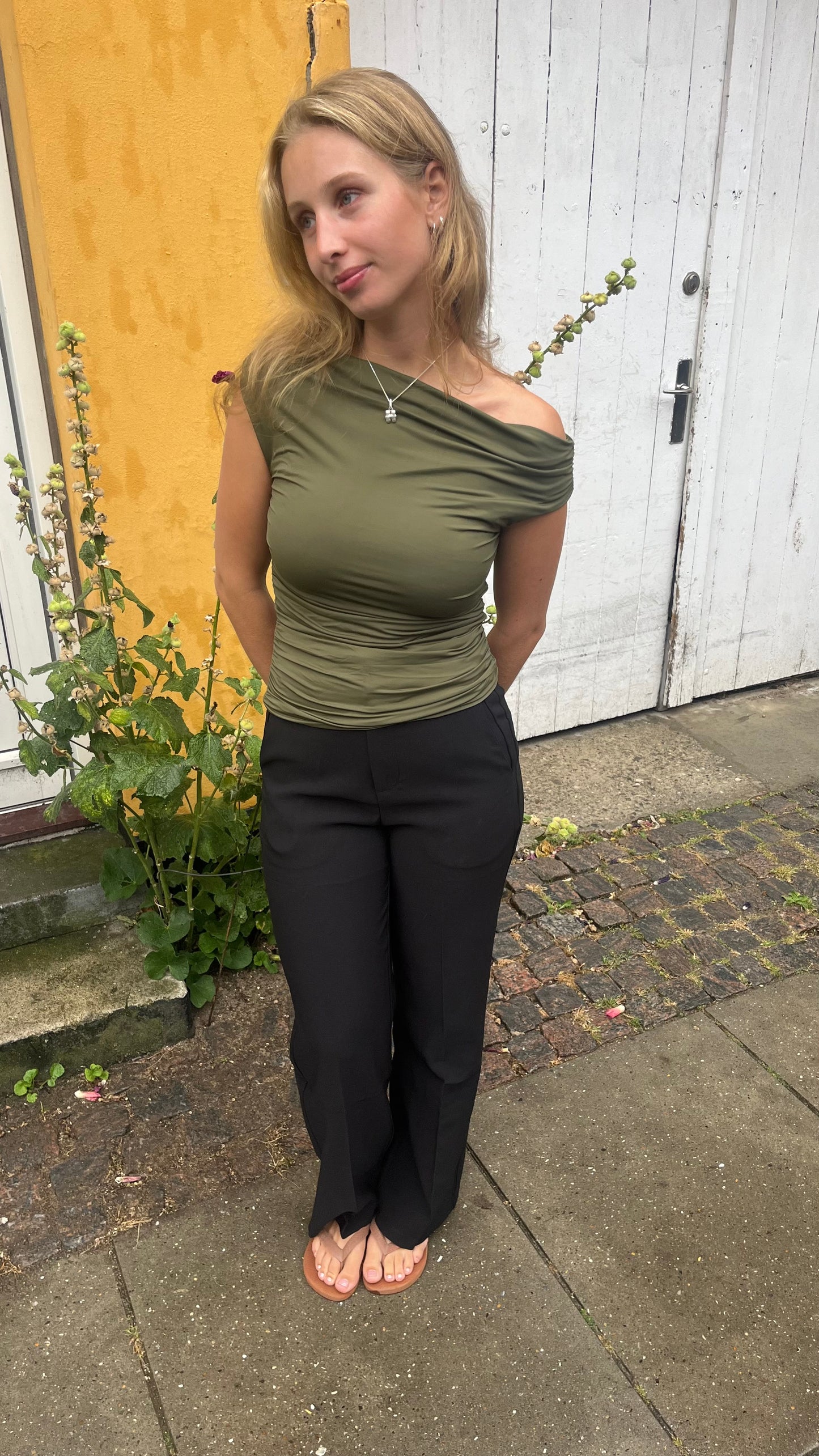 Julie Top - Olivengrøn