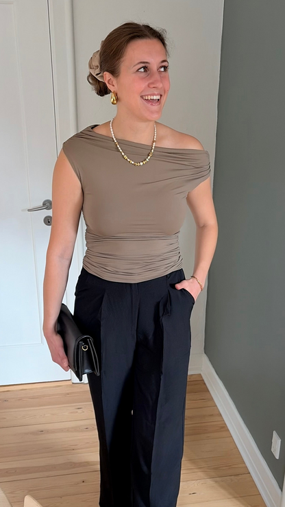 Julie Top - Lys brun