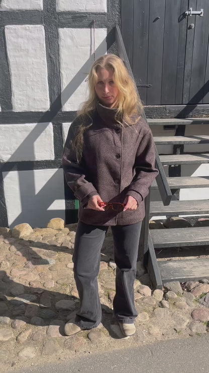 Laura Uld Frakke
